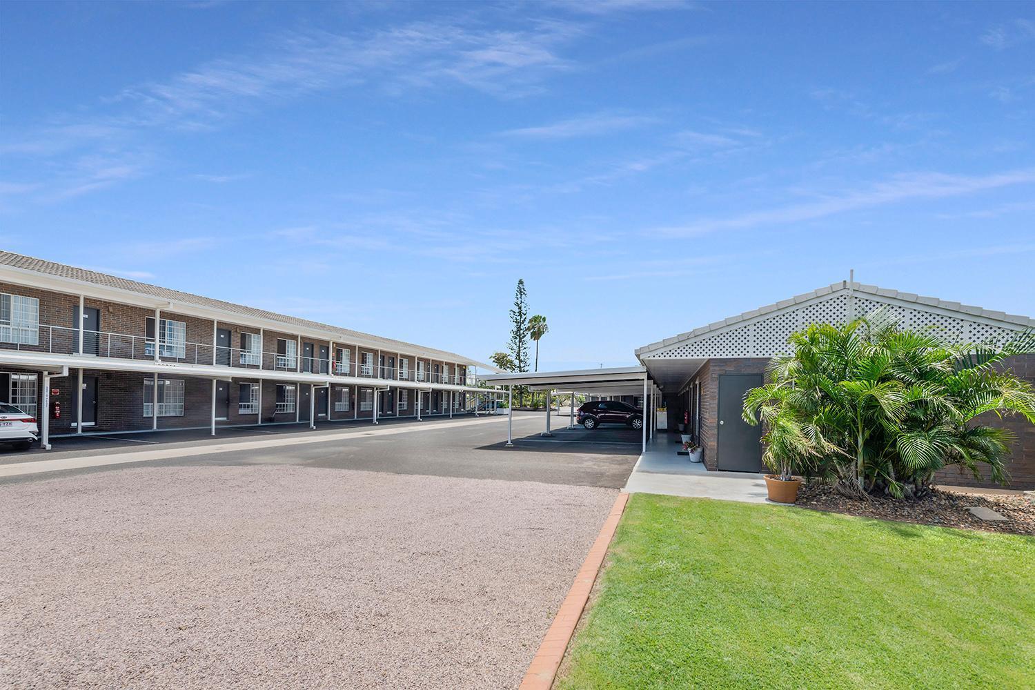 Takalvan Motel Bundaberg Exterior photo